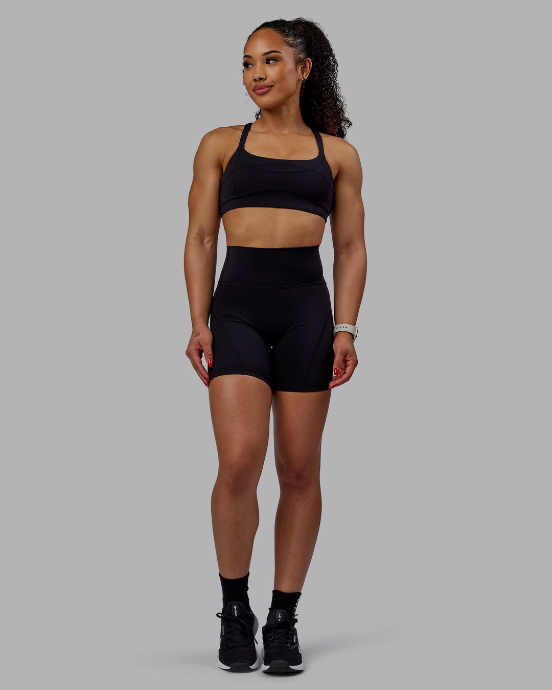 Woman wearing Bend Mid-Length Shorts - Black