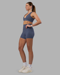 Woman wearing Elixir Ultra High-Rise 4" Short - Night Shadow | Model:Phoebe | Size:S