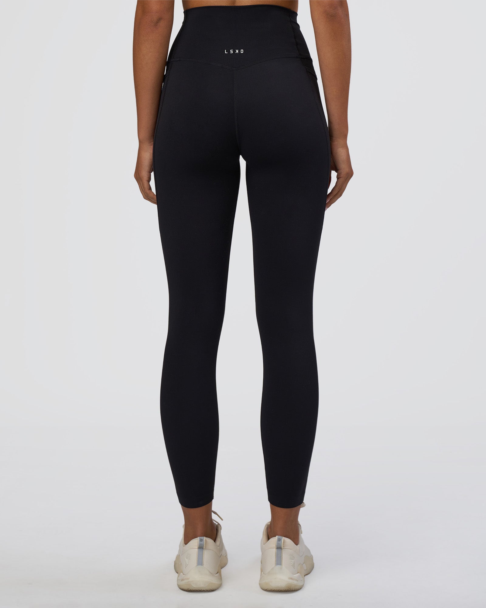 Elixir Ultra High-Rise 7/8 Legging Pockets - Black | LSKD – LSKD US