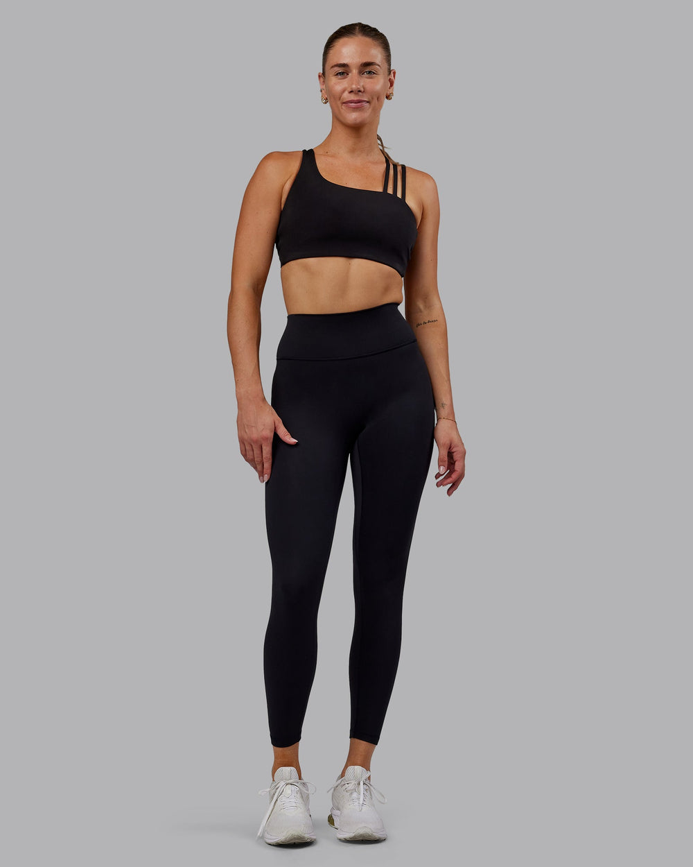 Woman wearing Fusion 7/8 Length Tights - Black No Pockets