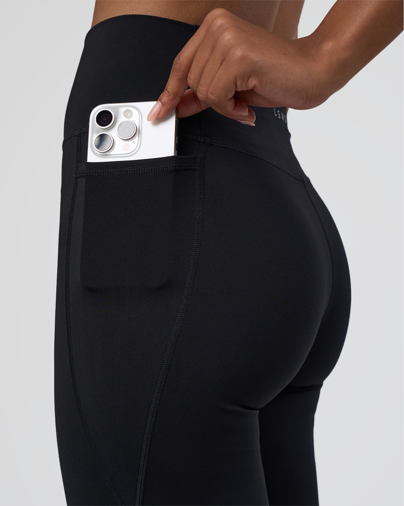 Fusion Ultra High-Rise Flared Tall Legging Pockets - Black | LSKD