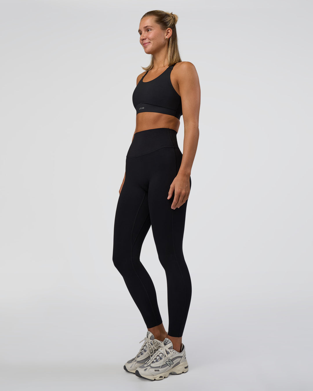 Woman wearing Fusion Sports Bra 2.0 - Black | Model:Amity | Size:S - view 7