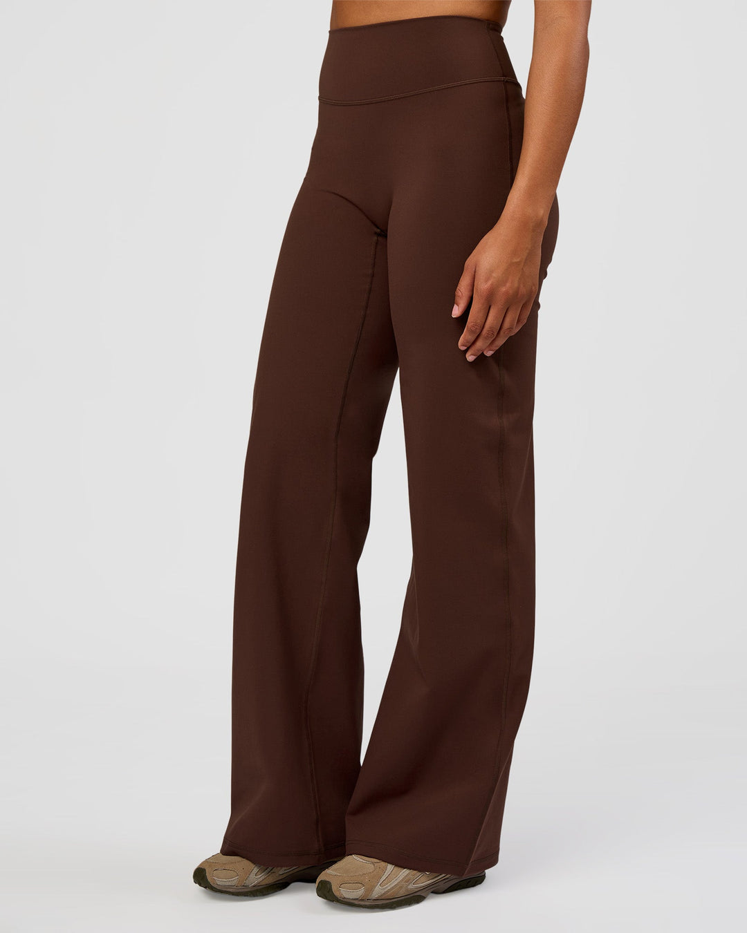 Woman wearing Fusion V-Contour High-Rise Tall Pant - Hot Chocolate | Model:Rosie | Size:S