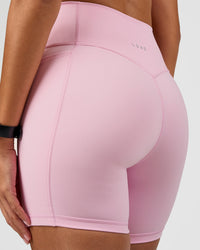 Fusion V-Contour Ultra High-Rise 6" Short Pockets - Marshmallow