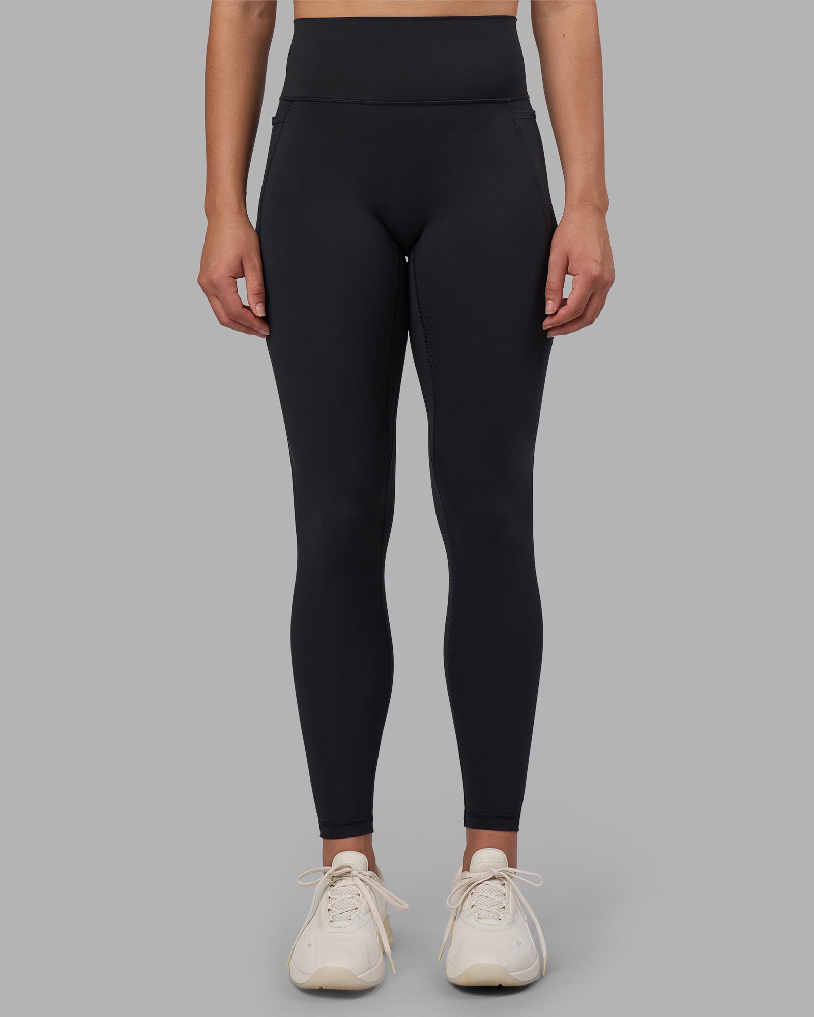 Fusion V-Contour Ultra High-Rise Full Length Legging Pockets