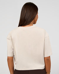 Woman wearing Go-To Heavyweight Street Tee - Clay-Cocoa Powder | Model:Bianca | Size:S