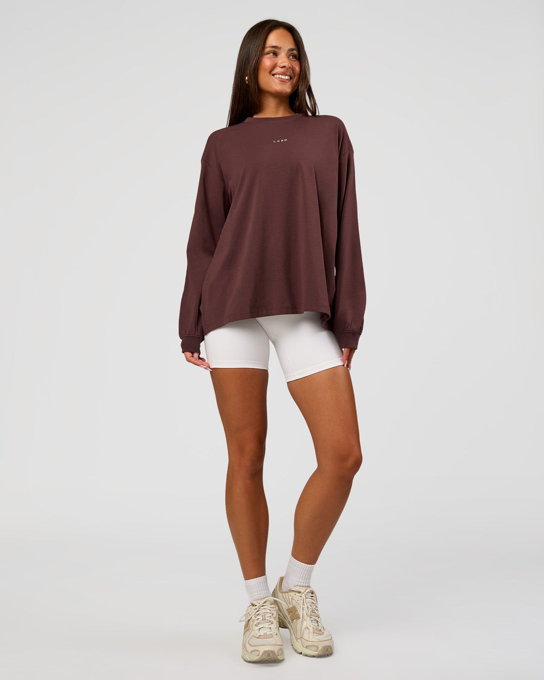 Woman wearing Go-To Long Sleeve FLXCotton Oversized Tee - Cocoa Powder-White | Model:Bianca | Size:S - view 7
