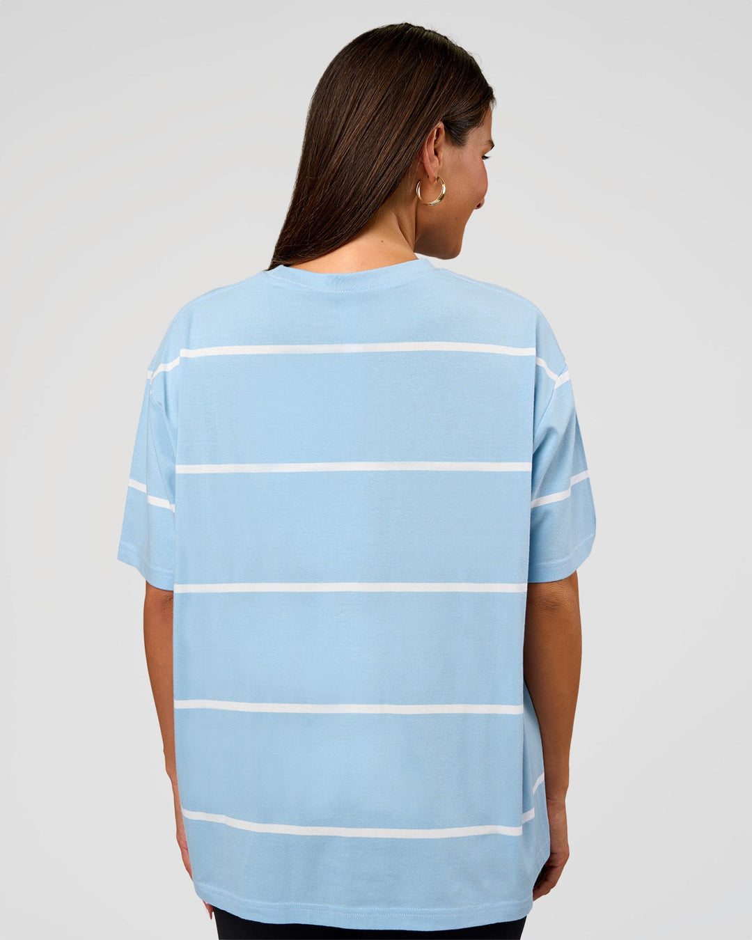 Woman wearing Go-To Stripe FLXCotton Oversized Tee - Open Air-White | Model:Bianca | Size:S - view 5