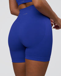 Woman wearing Surge Seamless High-Rise 6" Short - Power Cobalt | Model:Bianca | Size:S | Thumbnail Index: 2