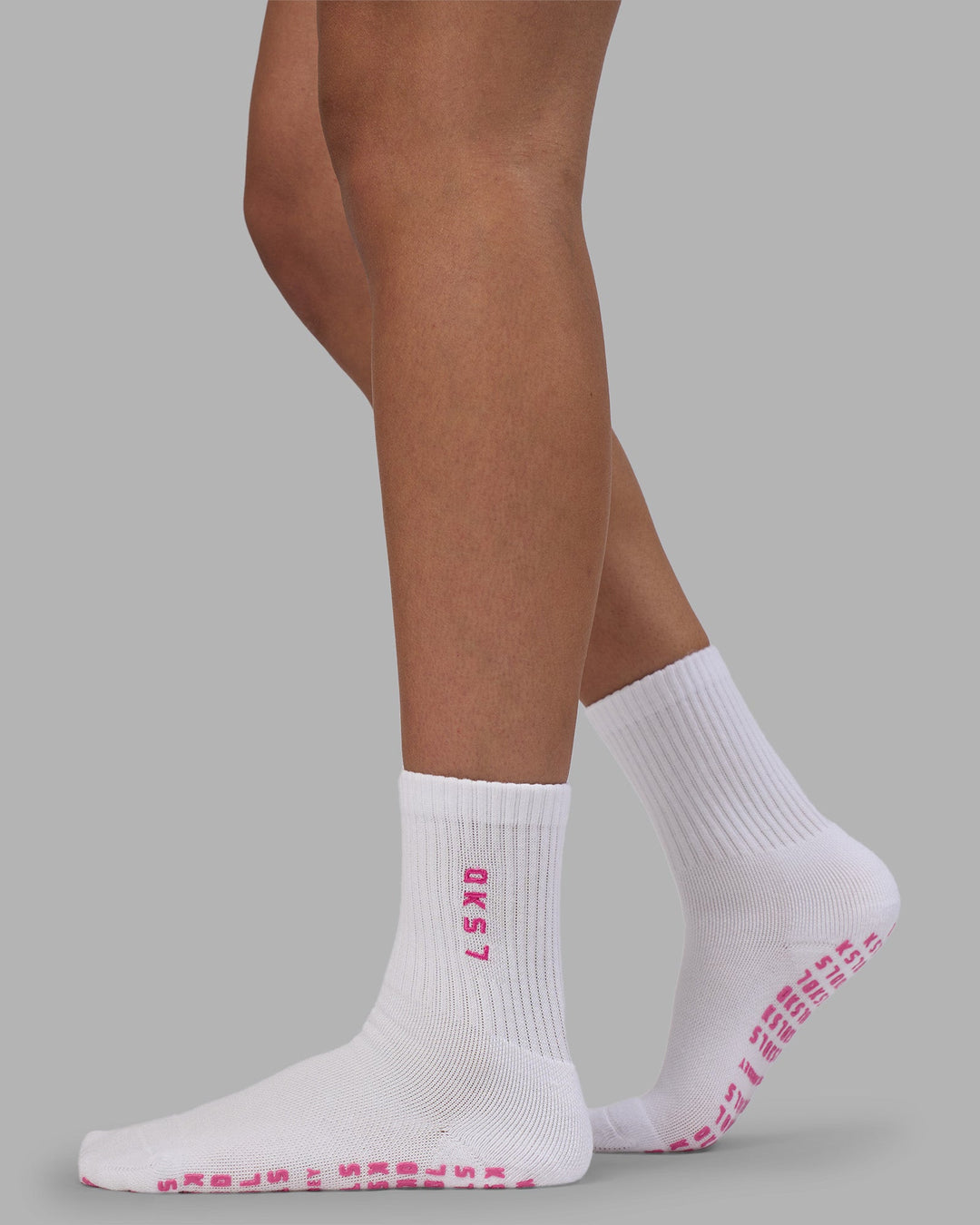 Signal Pilates Crew Grip Socks 2.0 - White-Ultra Pink