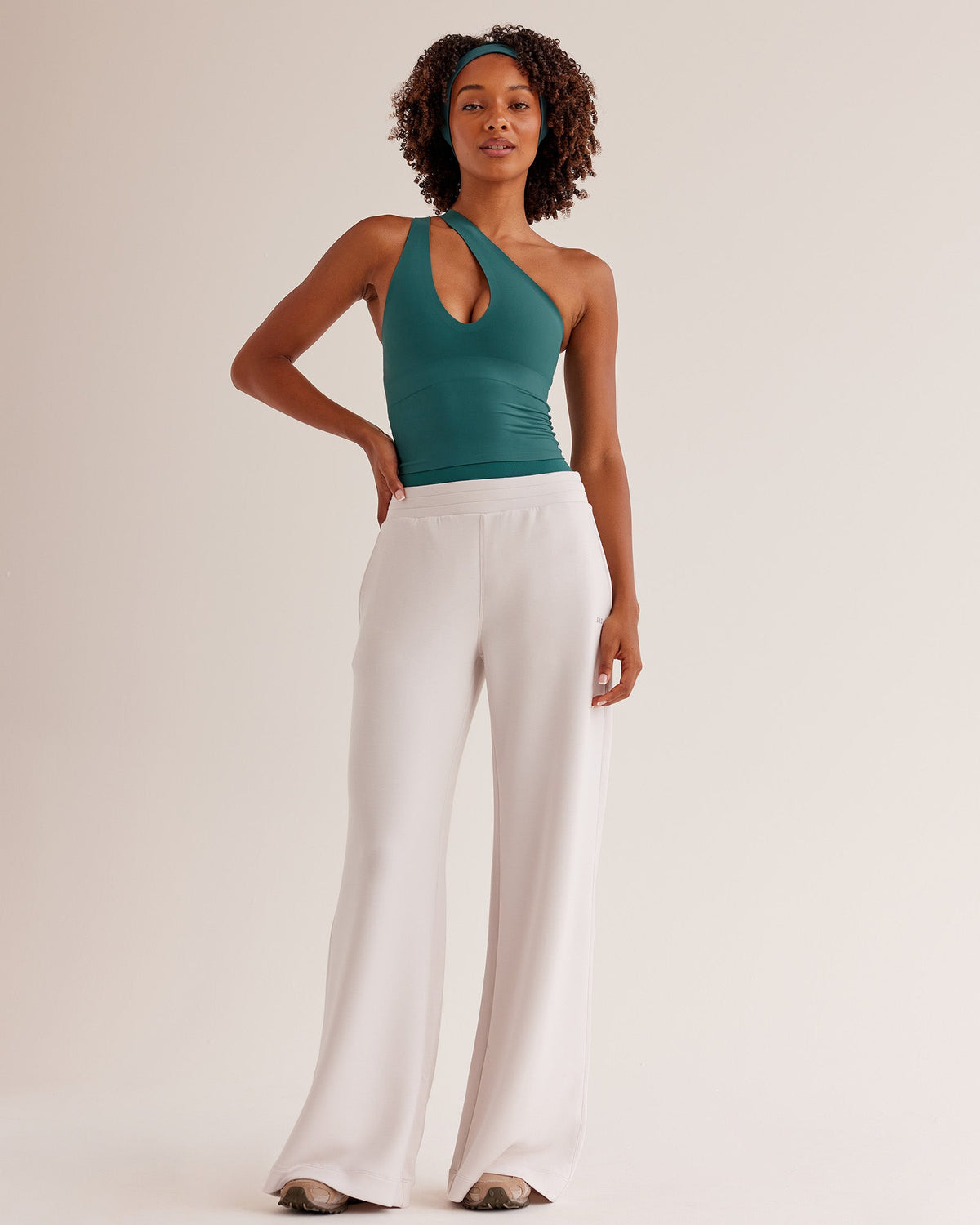 Woman wearing Elevate SoftTouch Wide Leg Pant Tall - Clay | Model:Tomi | Size:XS - view 1