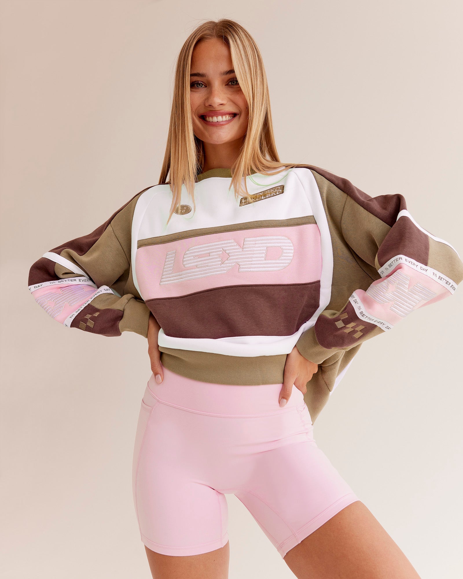 Woman wearing Power Sweater - Cocoa Powder-Marshmallow | Model:Taneisha | Size:XS