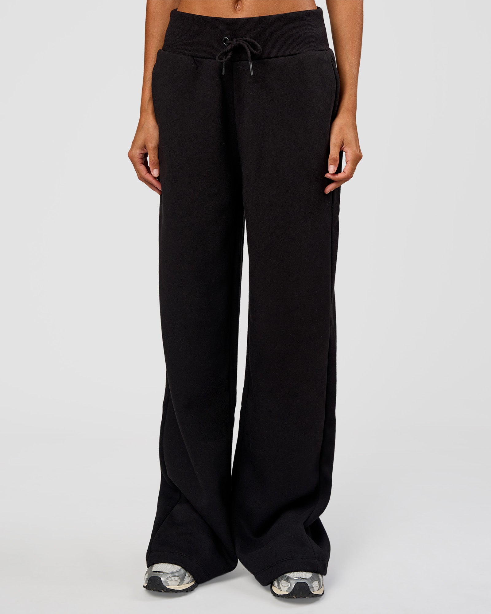 Go-To Wide Leg Track Pant Tall - Black | LSKD – LSKD US