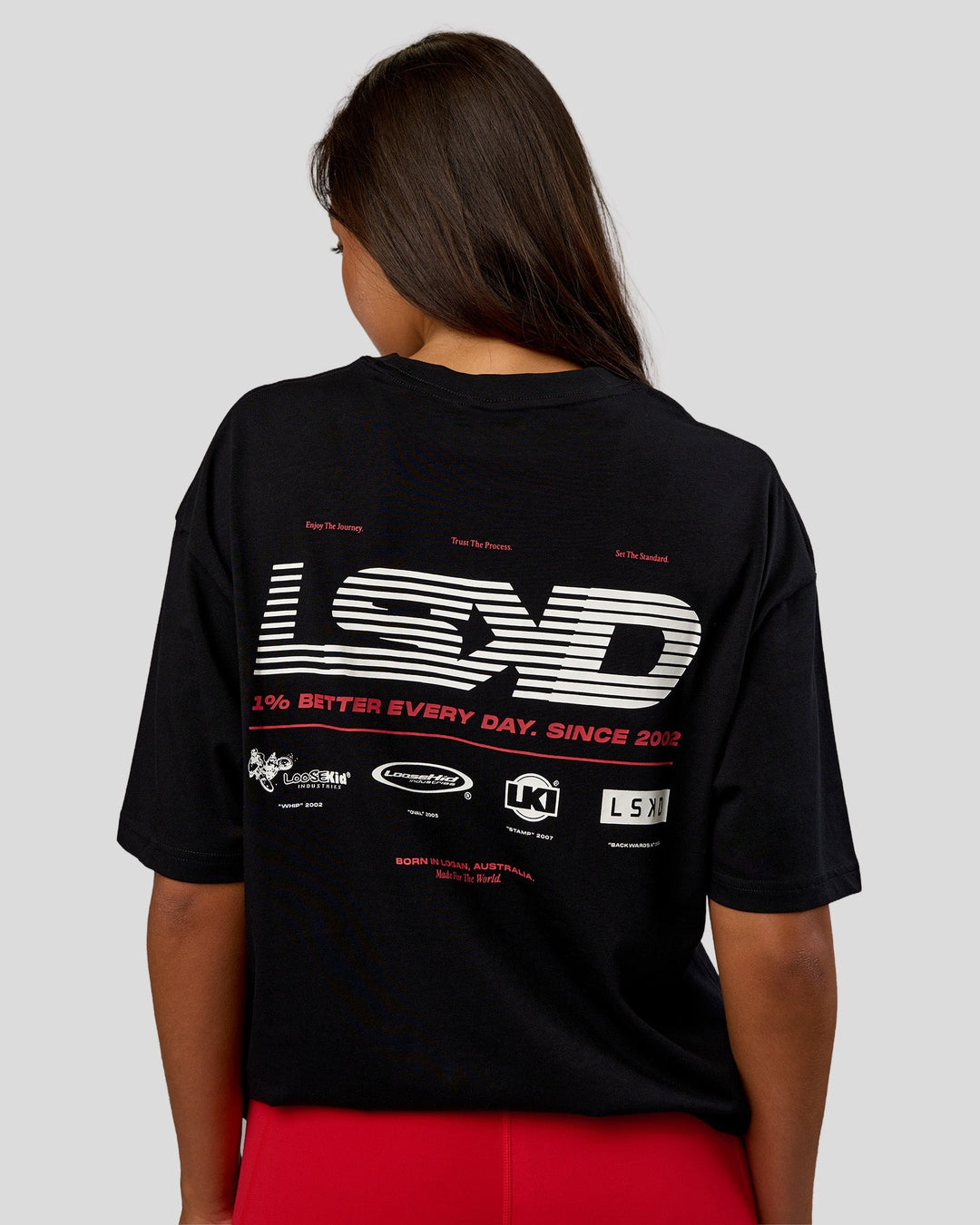 Woman wearing Archive FLXCotton Oversized Tee - Black-Scarlet | Model:Kirstyn | Size:XS