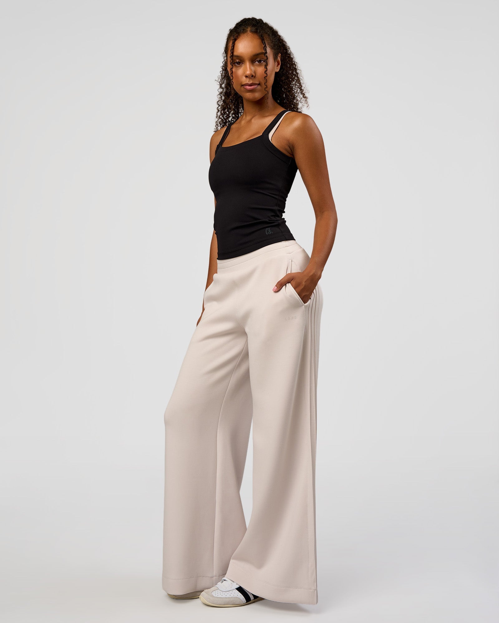 リミフゥ　20/-C Plain Stitch Chest Slit Tank The Organic Cotton Open-Stitch Tank | Black – Everlane