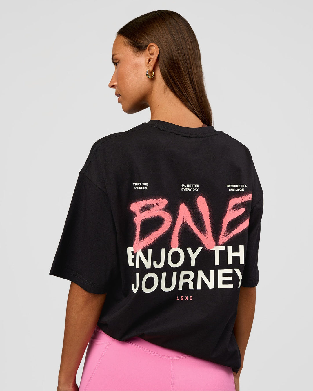Woman wearing CFT BNE 26 FLXCotton Oversized Tee in Black | Model:Brylee | Size:XS - view 2