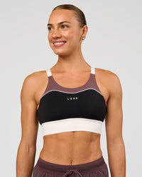 Woman wearing Elevated Accelerate Sports Bra - Black-Multi | Model:Maja | Size:XS | Thumbnail Index: 5