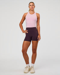 Woman wearing Flow Performance Tank 2.0 - Marshmallow | Model:Emelia | Size:XS