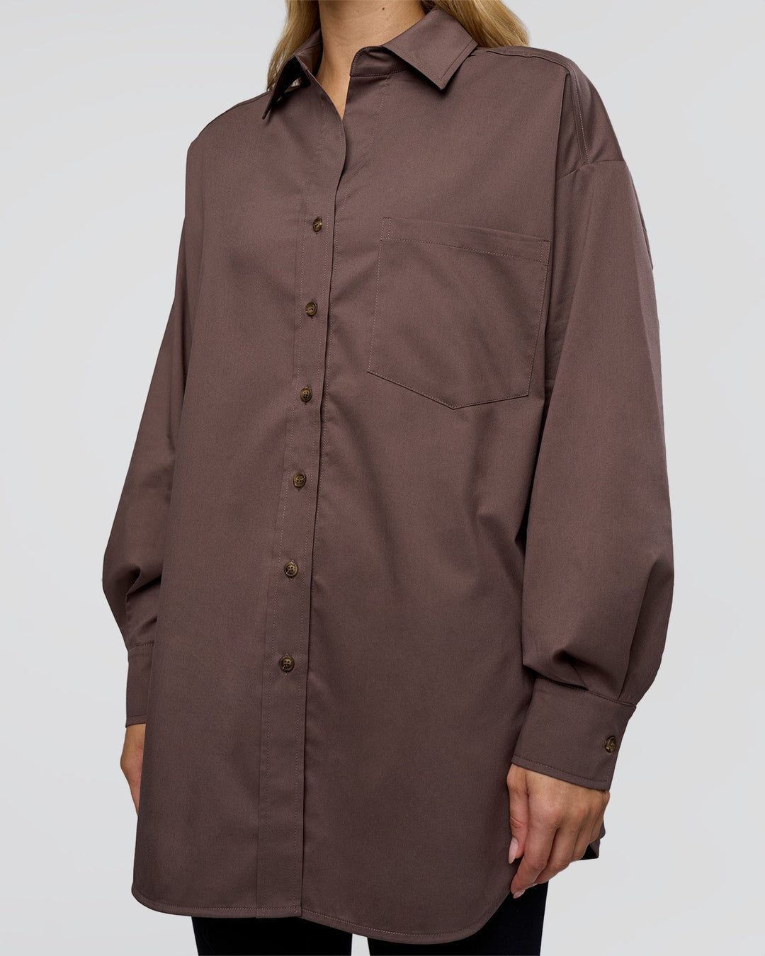 Woman wearing Go-To Oversized Shirt - Cocoa | Model:Leilani | Size:XS - view 10
