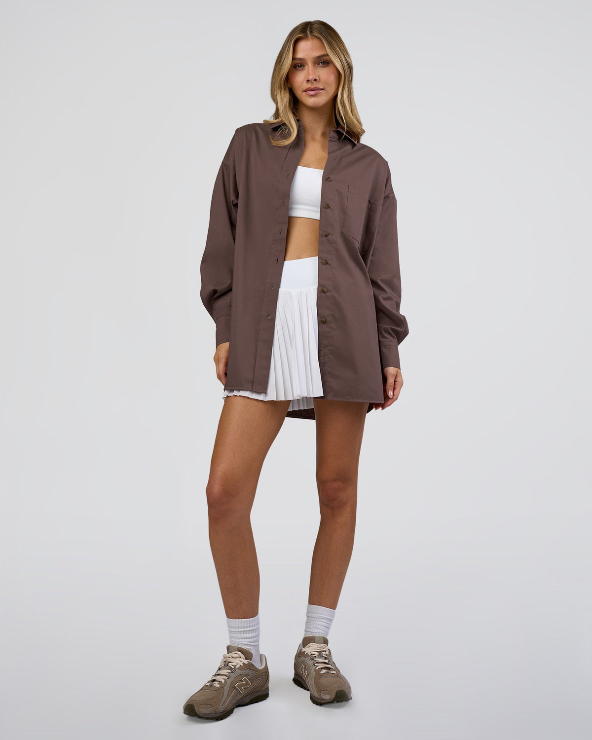 Woman wearing Go-To Oversized Shirt - Cocoa | Model:Leilani | Size:XS - view 2
