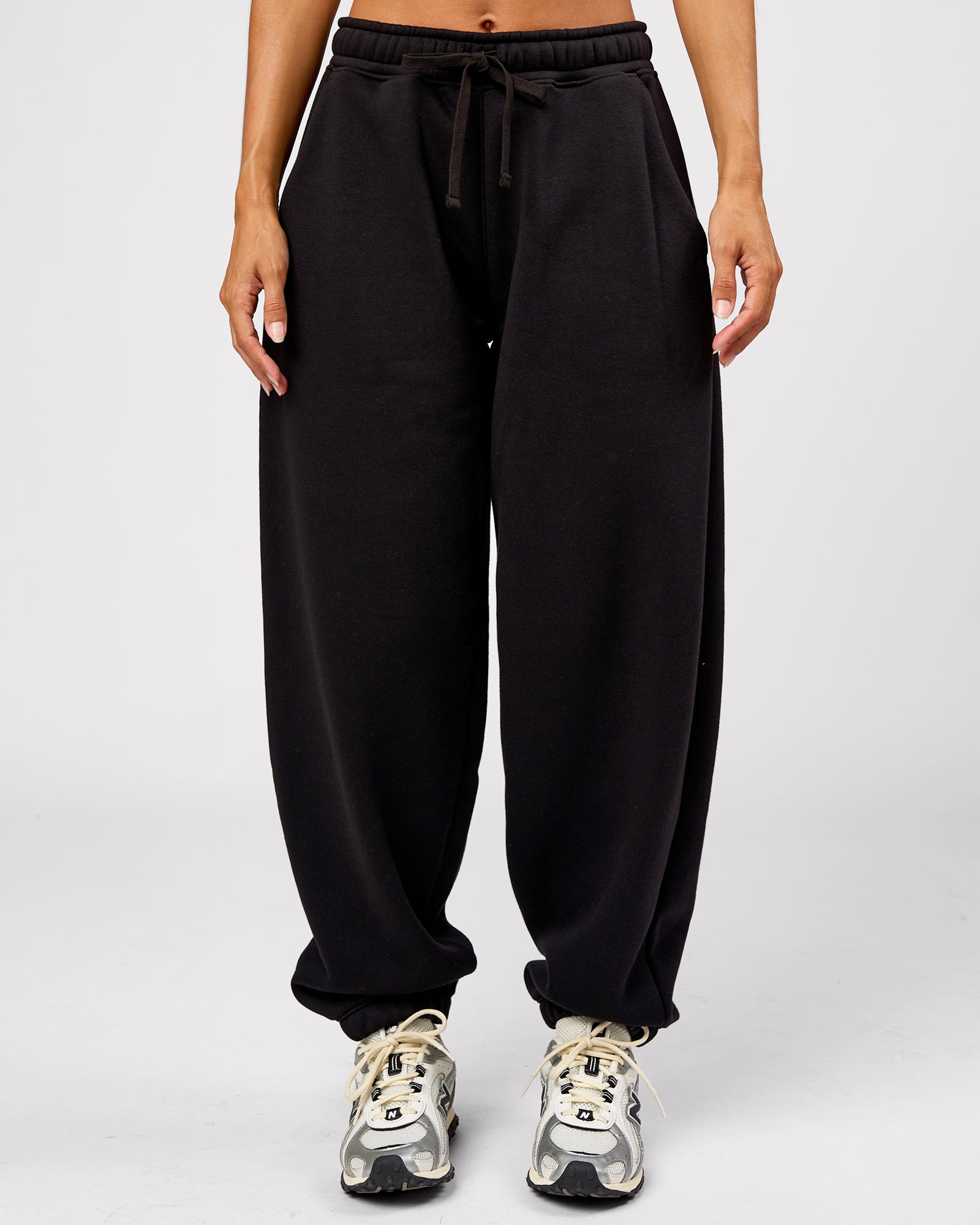 Go-To Oversized Track Pant - Black | LSKD – LSKD US
