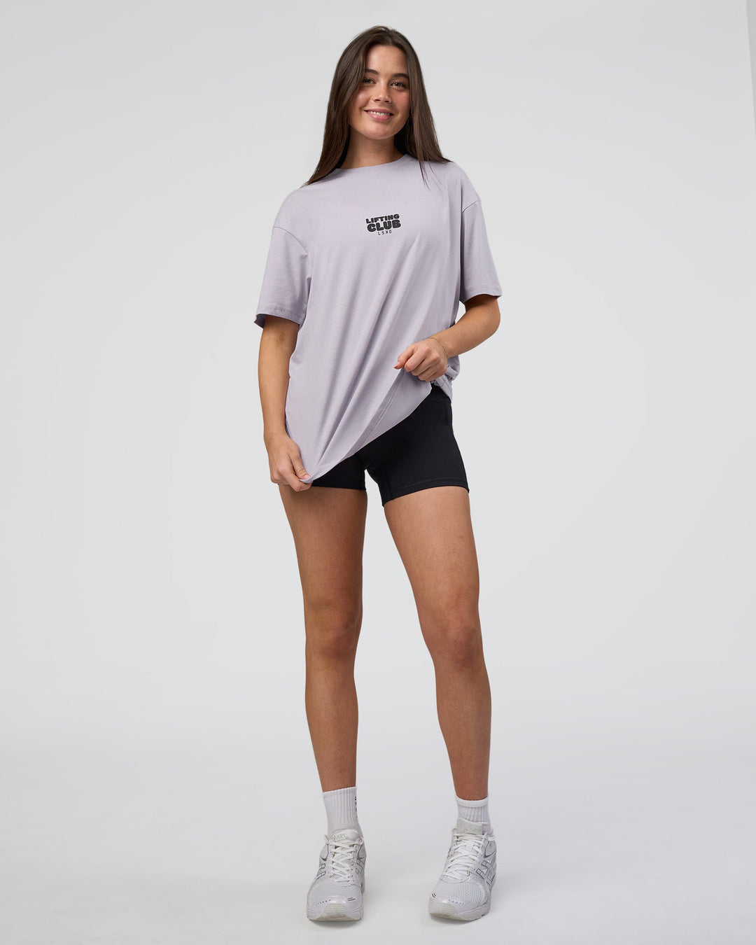 Woman wearing Kettle B FLXCotton Oversized Tee - Galactic Lilac-Black | Model:Estella | Size:XS