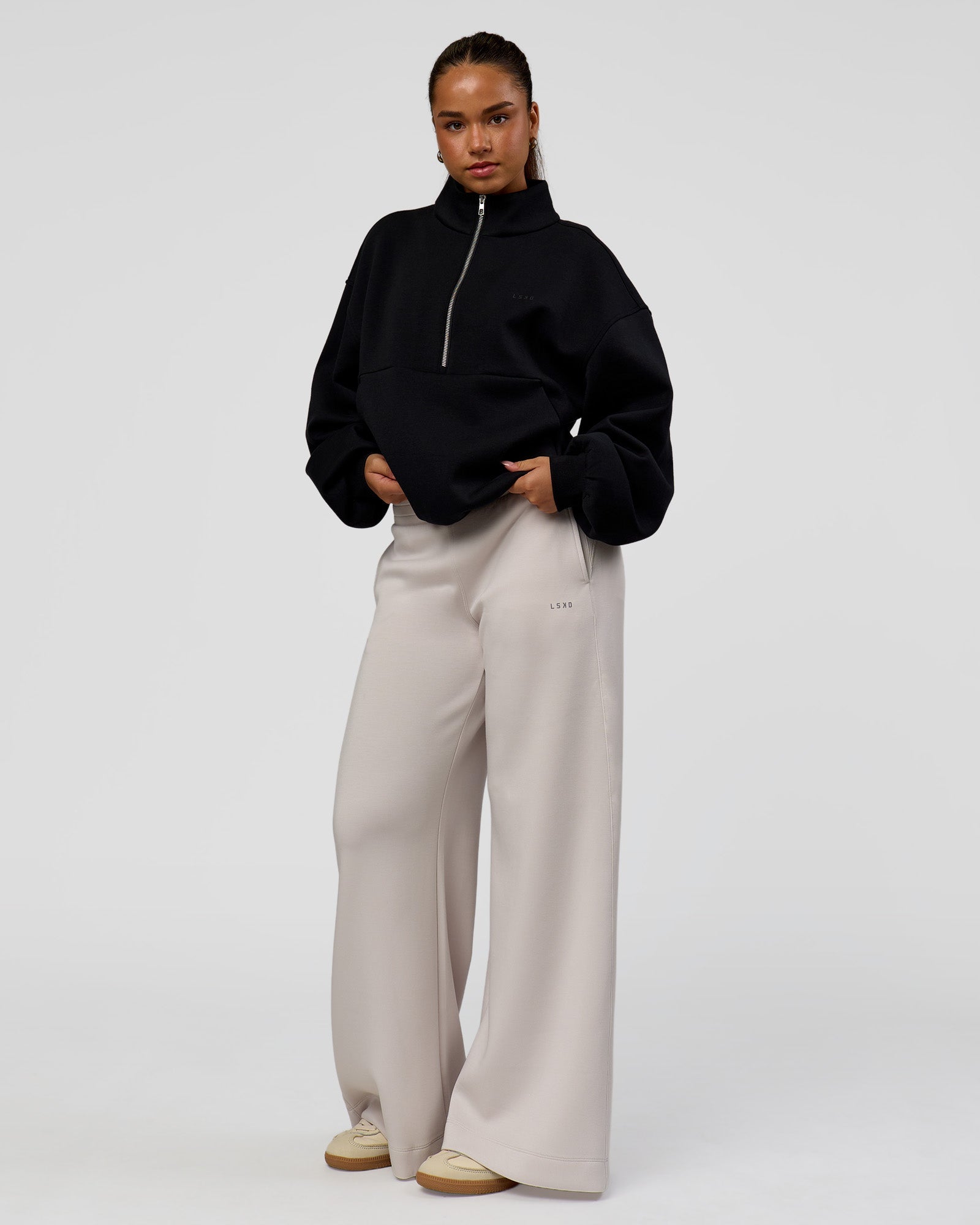 Luxe ZeroCrease Spacer Half Zip - Black | LSKD – LSKD US