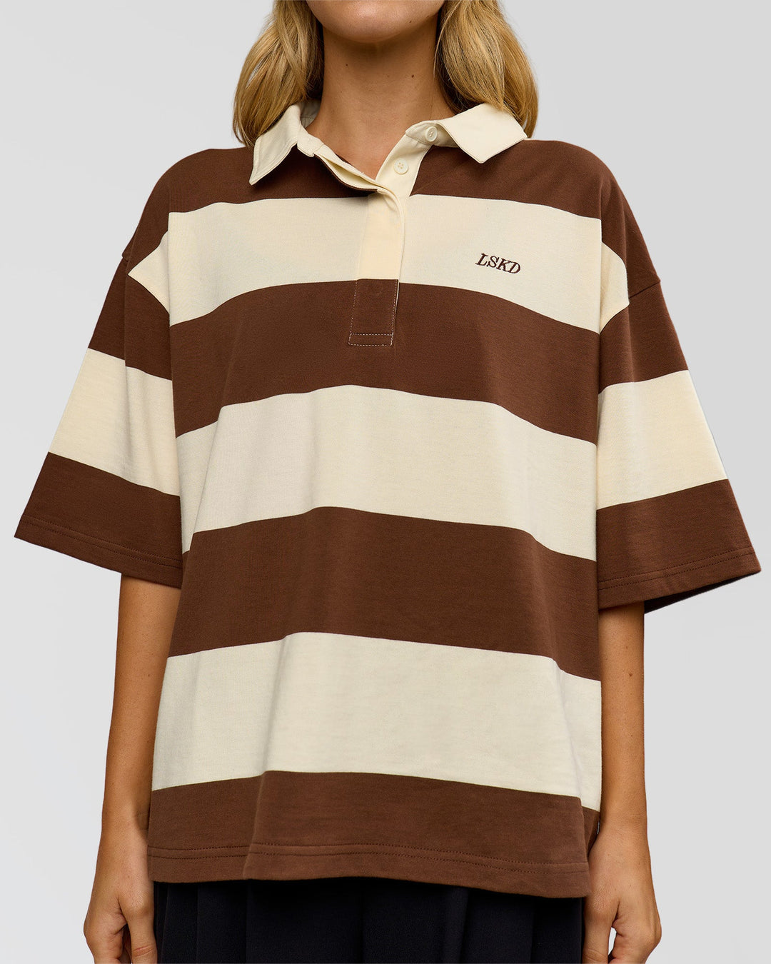 Woman wearing Oversized Rugby Polo - Off White - Brown | Model:Leilani | Size:XS