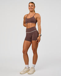 Woman wearing Pinnacle Sports Bra - Cocoa Powder | Model:Maja | Size:XS | Thumbnail Index: 4
