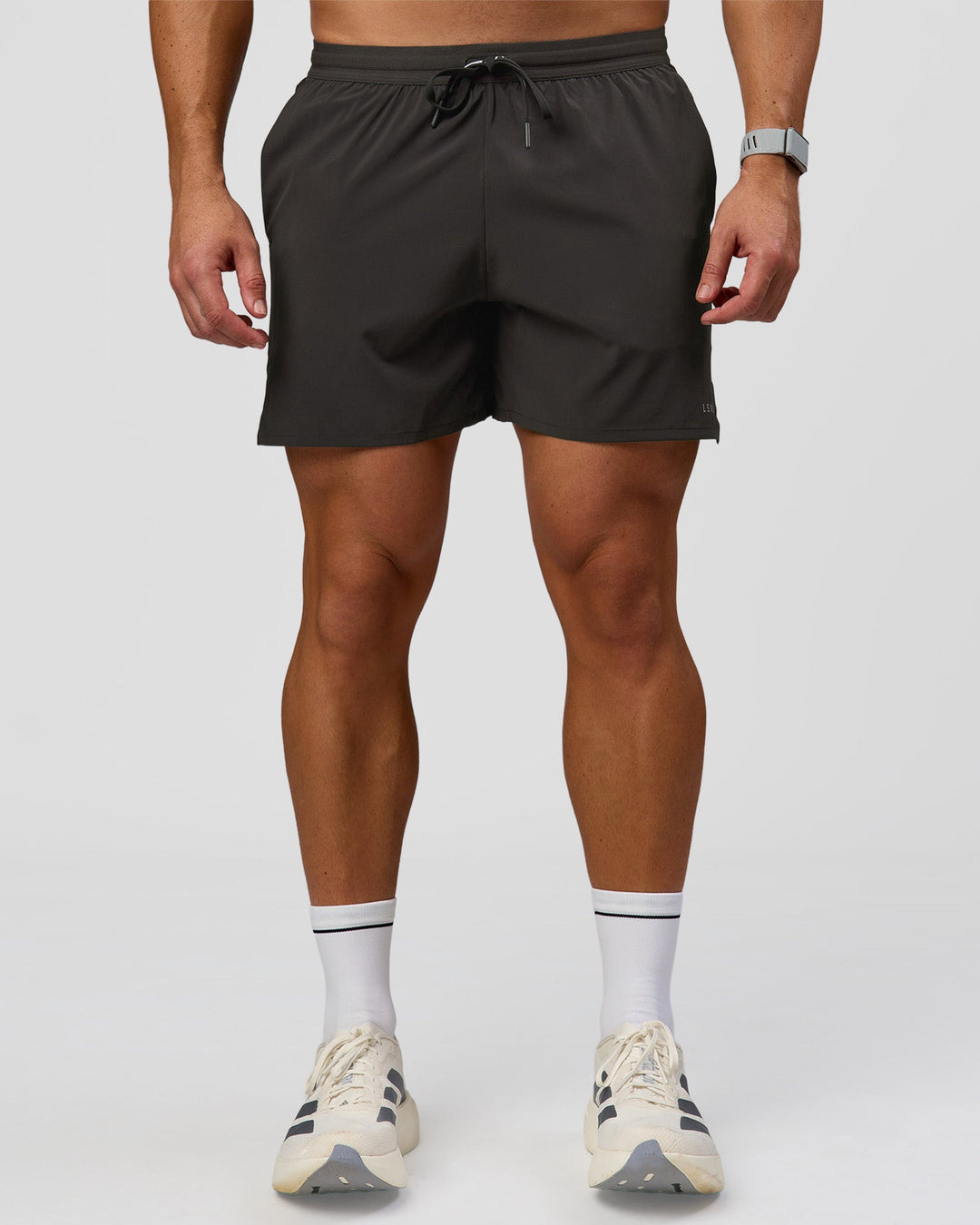 Man wearing Pace 5" Lined Running Short - Black-Onyx | Model:Jaiden | Size:L - view 12
