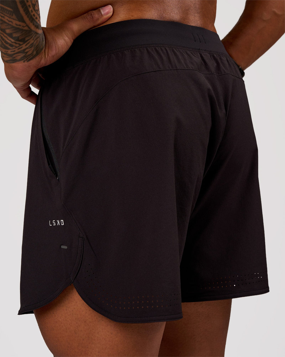 Man wearing Lift 6" Short - Black-Reflective | Model:Xav | Size:L