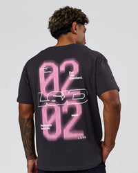 Man wearing SoCal 26 FLXCotton Oversize Tee  - Onyx-Pink Rose | Model:Xav | Size:L | Thumbnail Index: 1