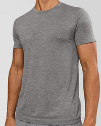 Man wearing AeroFLX+ Seamless Set In Tee Jacquard - Dark Storm/Alloy | Model:Albert | Size:M | Thumbnail Index: 4