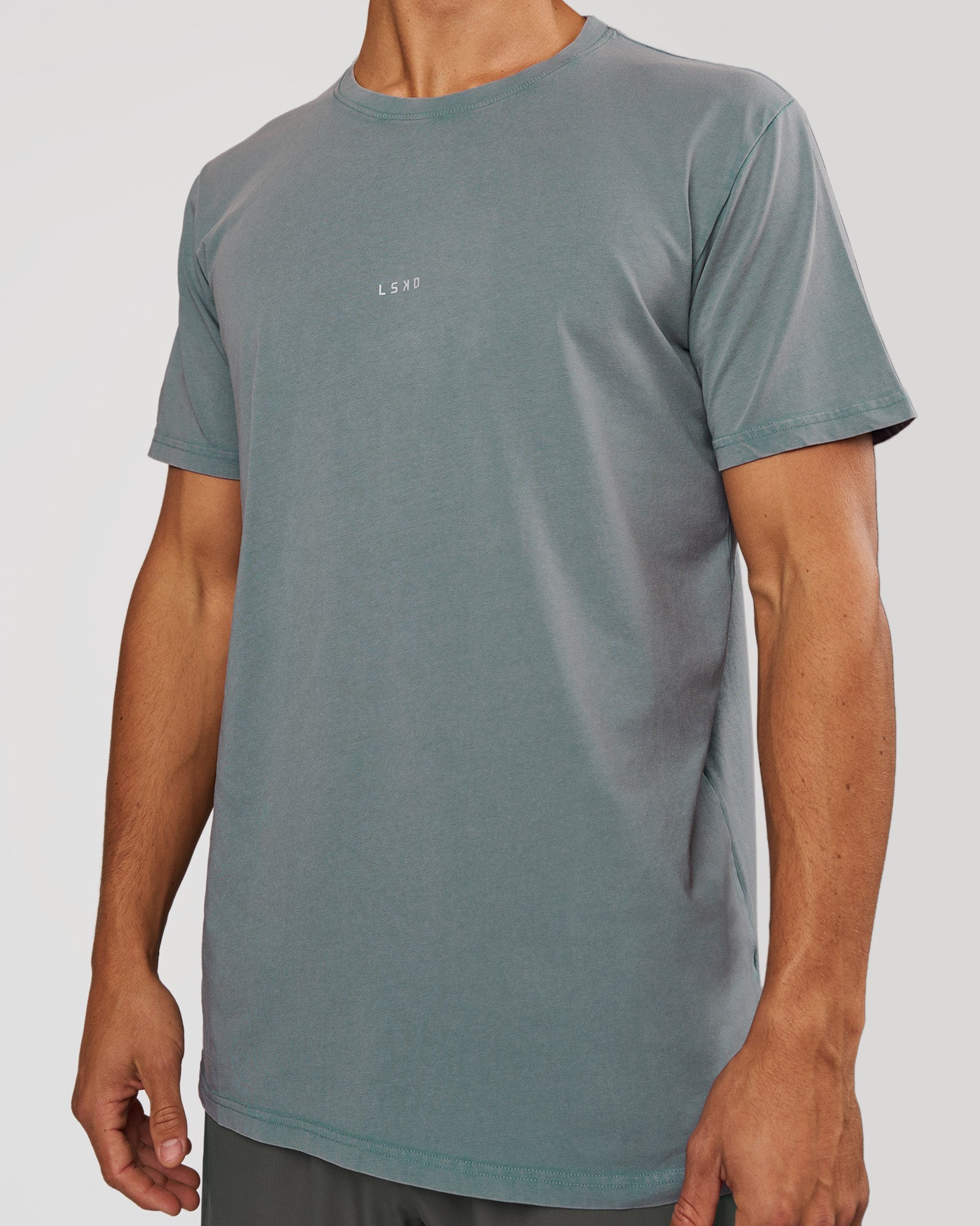 Man wearing Base FLXCotton Tee - Blue Mirage Washed | Model:Albert | Size:M