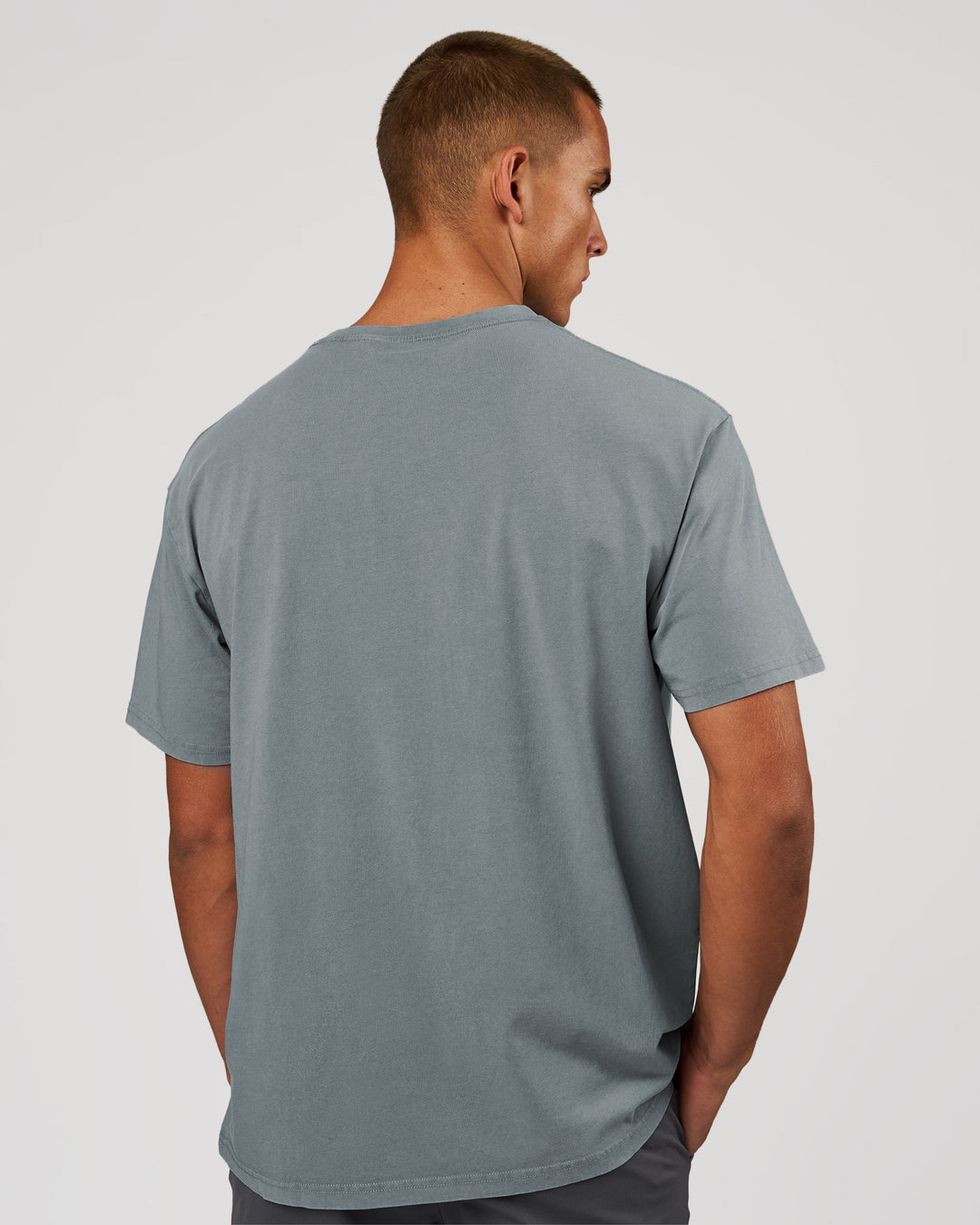 Man wearing Base FLXCotton Tee Oversized - Blue Mirage Washed | Model:Albert | Size:M - view 3