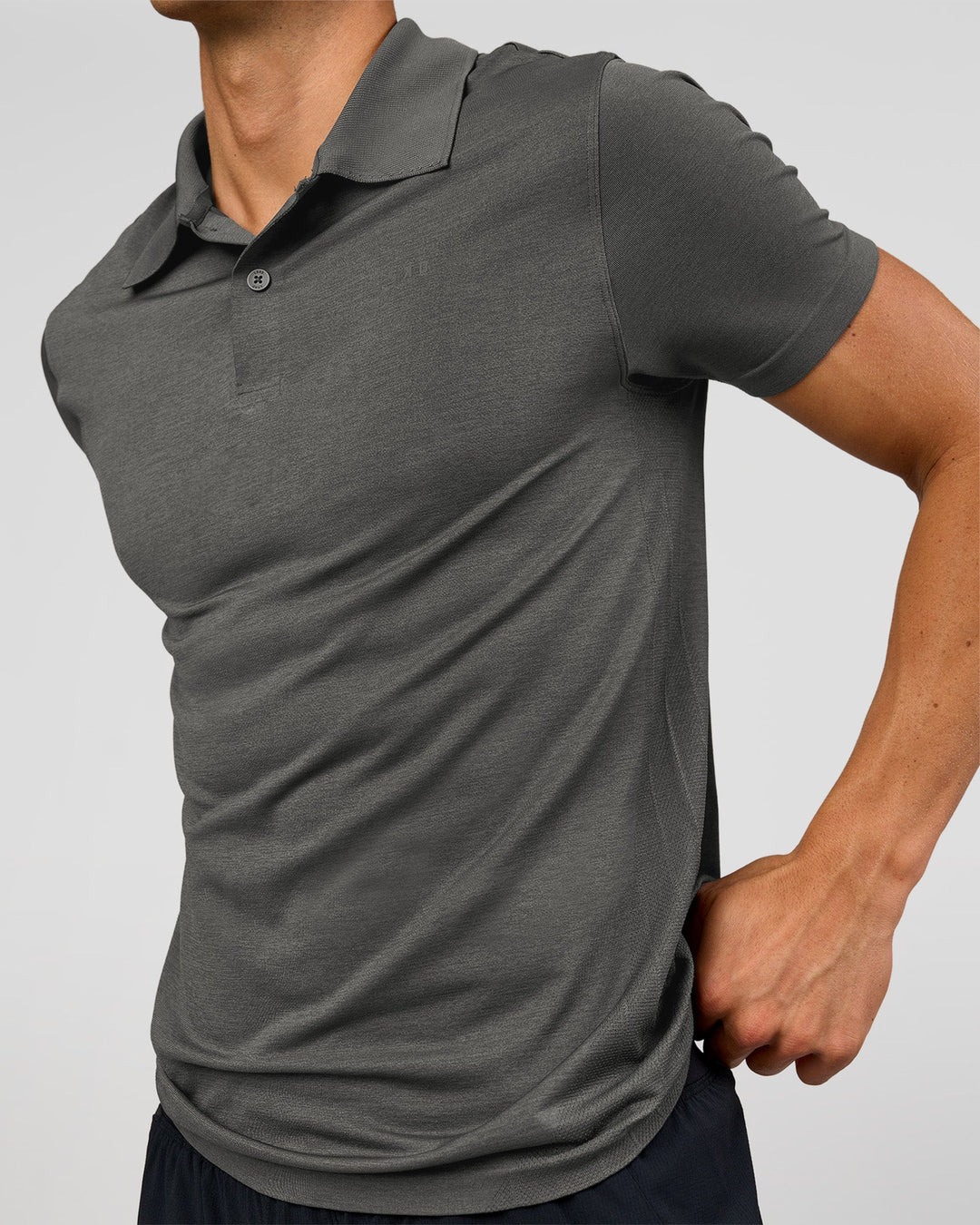Man wearing Drive Seamless Polo - Dark Storm | Model:Albert | Size:M - view 2
