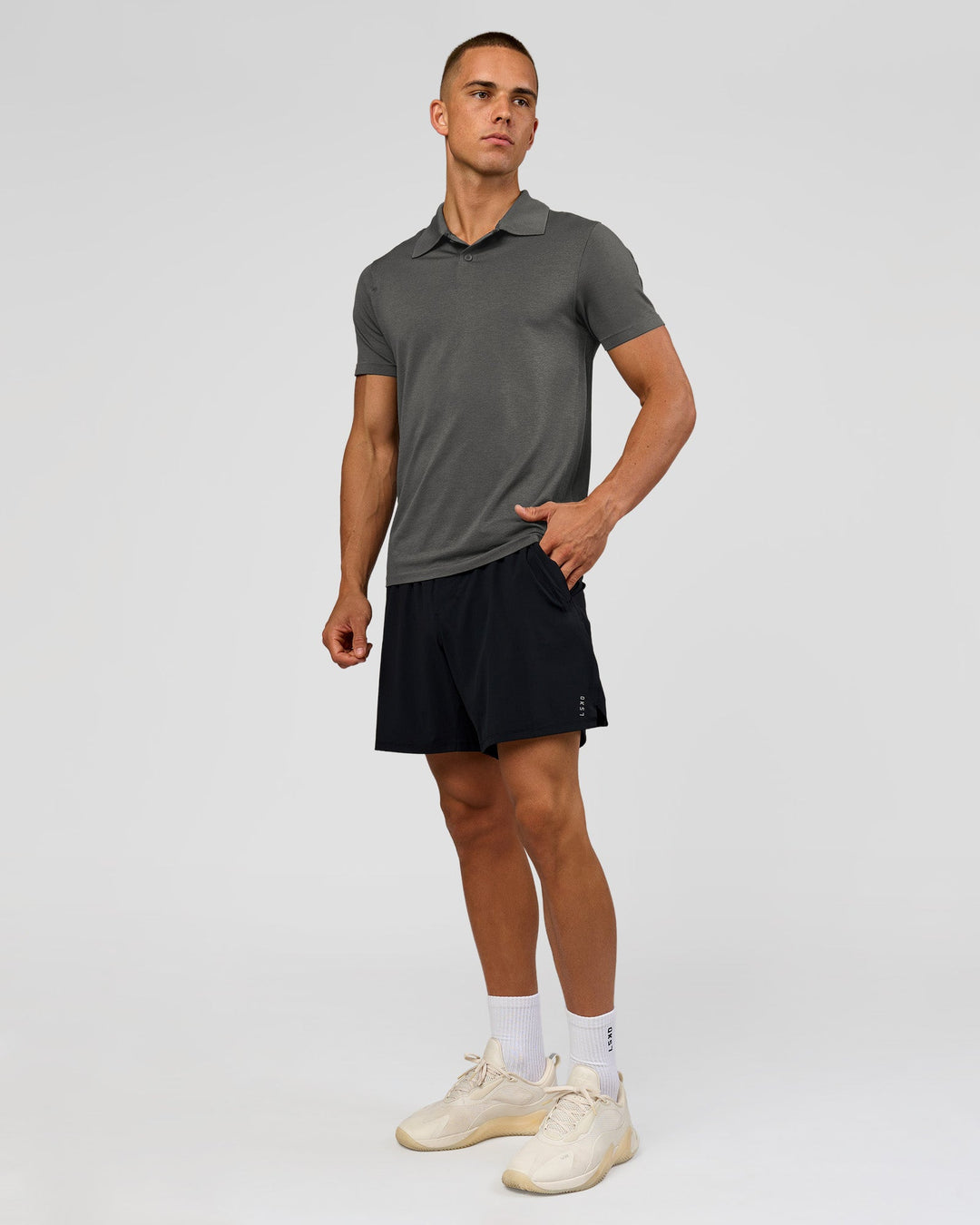 Man wearing Drive Seamless Polo - Dark Storm | Model:Albert | Size:M - view 4