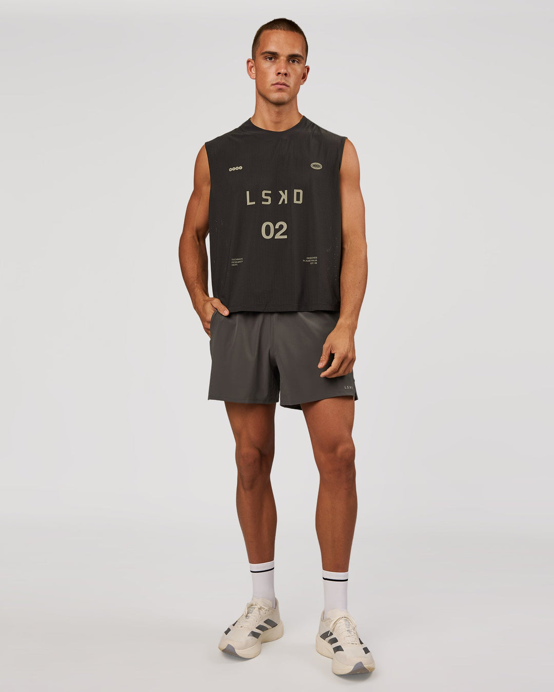 Man wearing Game Plan Boxy Tank - Onyx | Model:Albert | Size:M - view 7