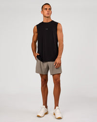Man wearing Lift 6" Short - Storm Front | Model:Albert | Size:M | Thumbnail Index: 2