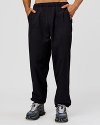 Man wearing Motion Wide Leg Pant - Black | Model:Albert | Size:M | Thumbnail Index: 9