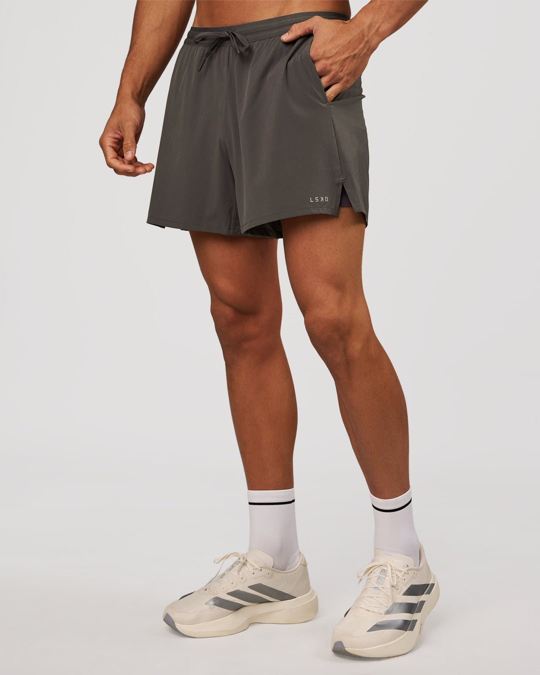Man wearing Pace 5" Lined Running Short - Dark Storm | Model:Albert | Size:M - view 7