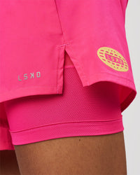 Man wearing Pace 5" Lined Running Short - Game Plan Ultra Pink | Model:Albert | Size:M | Thumbnail Index: 4