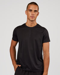 Man wearing Pace Running Tee 3.0  - Black | Model:Albert | Size:M | Thumbnail Index: 0
