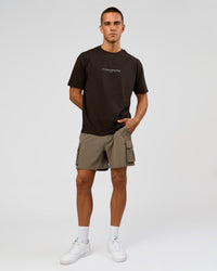 Man wearing VS6 1% Better FLXCotton Oversize Tee - Ground Coffee | Model:Albert | Size:M | Thumbnail Index: 10