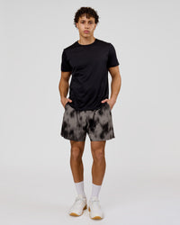 Man wearing Functional Training 7" Short - Bitmap Blur Storm Front | Model:Leandro | Size:M | Thumbnail Index: 5