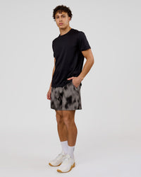 Man wearing Functional Training 7" Short - Bitmap Blur Storm Front | Model:Leandro | Size:M | Thumbnail Index: 13