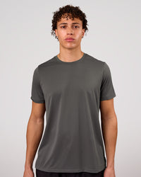 Man wearing Pace Running Tee 3.0  - Dark Storm | Model:Leandro | Size:M | Thumbnail Index: 0