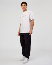 Man wearing VS1 Enjoy The Journey FLXCotton Oversize Tee - White | Model:Leandro | Size:M | Thumbnail Index: 10