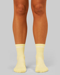 Studio image of Fast Performance Quarter Socks 2.0 - Lemon-White | Thumbnail Index: 1