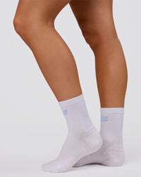 Studio image of Flow Performance Quarter Socks - White-Open Air | Thumbnail Index: 2